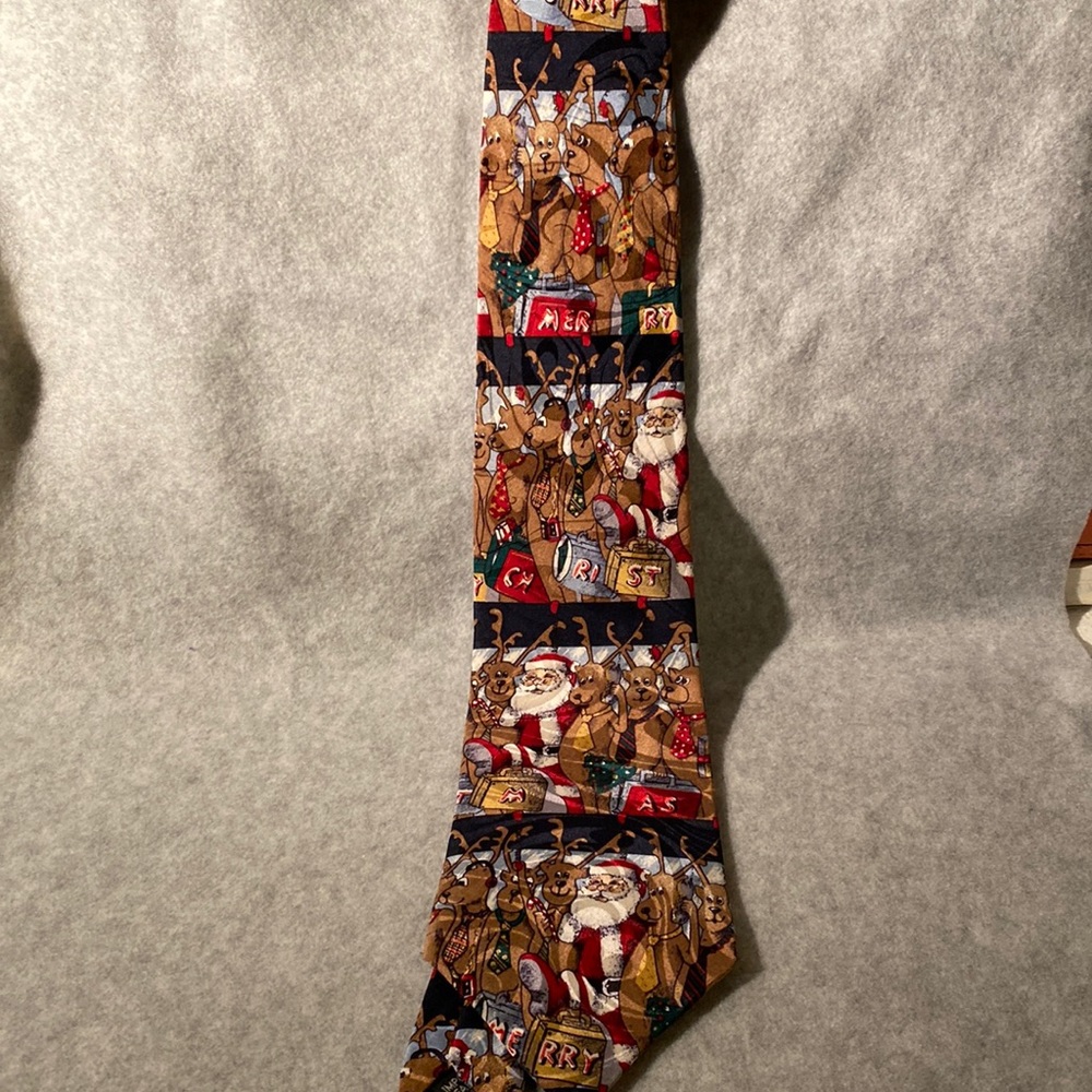 Christmas tie with Santa and reindeer business trip